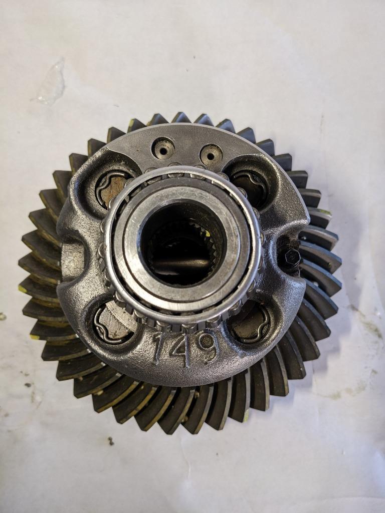 UNBRANDED 40 SPLINE/10 BOLT DIFFERENTIAL w/ LOCKER 0441241-1 NEW R23