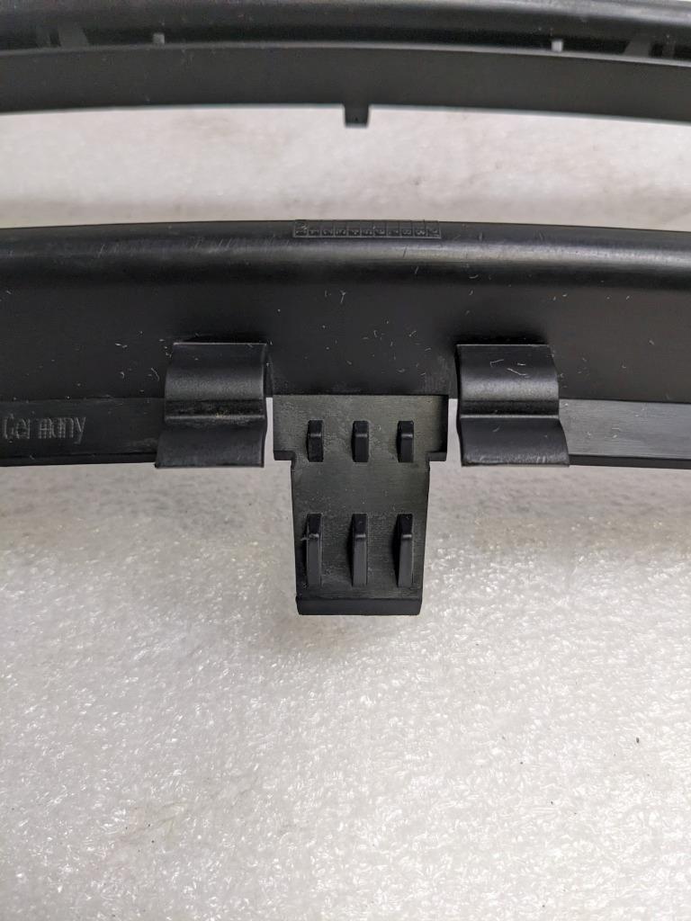 PORSCHE 99750554101 FRONT CENTER GRILLE FRAME FOR PORSCHE USED R24