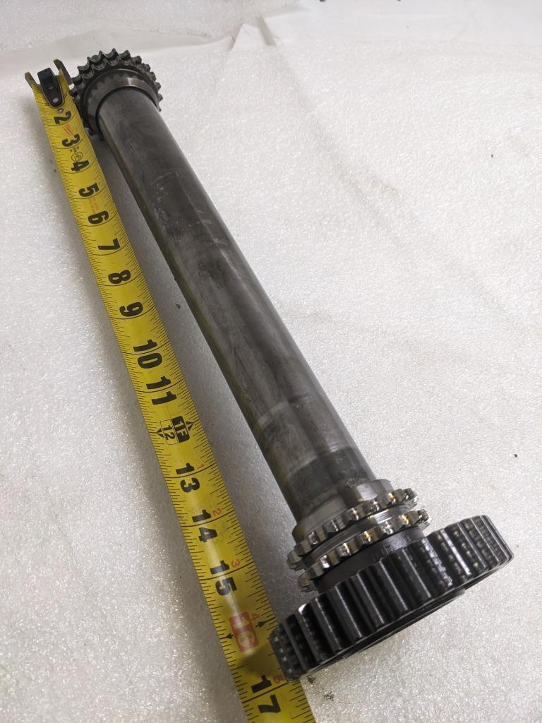 PORSCHE 911 (996) INTERMEDIATE CAMSHAFT 996 105 015 65 USED 996BGL2T2