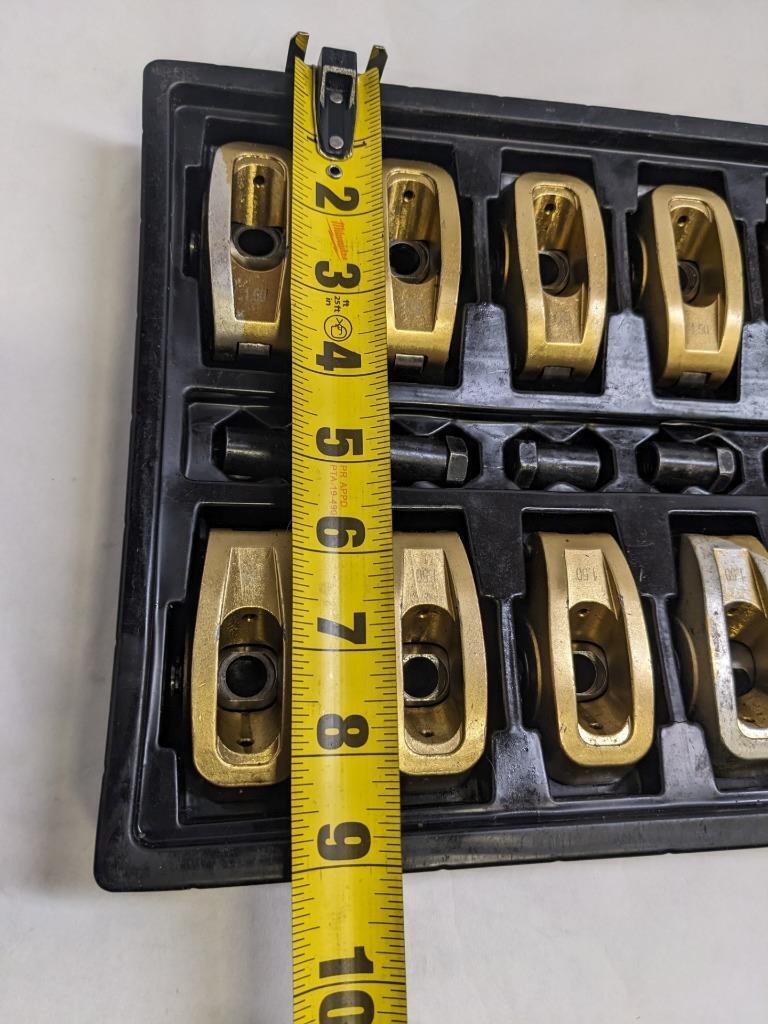 SPEED MASTER79 ALUMINUM ROLLER ROCKER ARMS SET 8/16 PCE261100401 USED R29