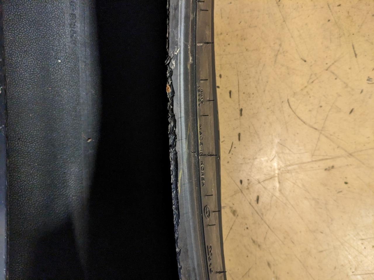 DAMAMGED MOUNTED HANKOOK DYNAPRO HT BSW P 245 75 16 109S SL TIRE 1015220 CQ2