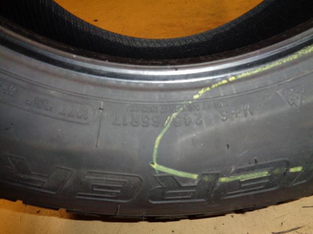 BLEMISH COOPER DISCOVERER TRUE NORTH P 245 65 17 107T SL TIRE B90000032412 BQ4