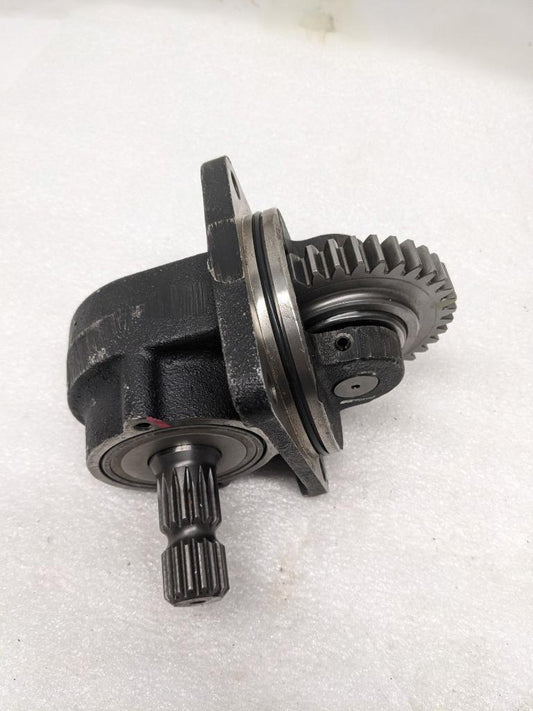 UNBRANDED SMALL PTO UNIT FOR TRACTOR 37 GEAR 2" SHAFT 15 SPLINE 4X3.8" NEW R11TA