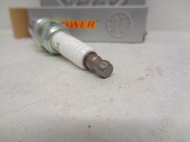 NEW NGK V-POWER SPARK PLUGS 4-PACK 7938 R13T1