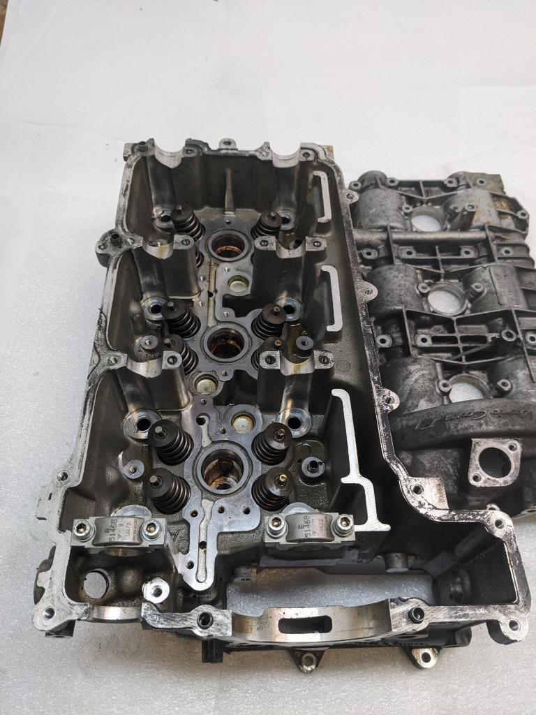 PORSCHE 911/996 CYLINDER HEAD ASSEMBLY W COVER 9961046710R SR: 51468 USED 996GL2