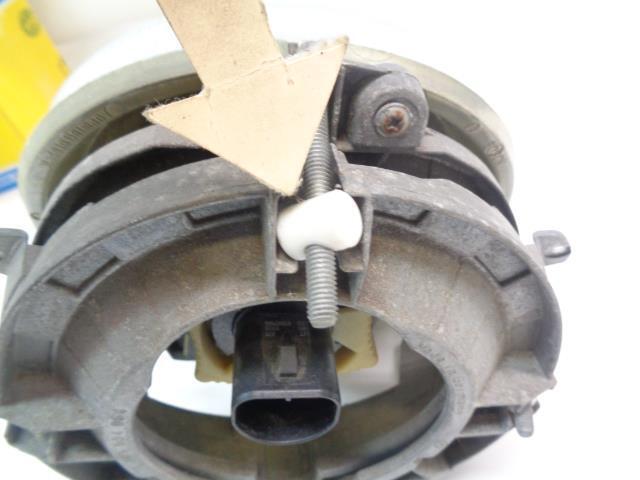 MAGNETI MARELLI LPE480 REPLACEMENT HEADLIGHT FOR 88 PORSCHE 911 CARRERA USED R21