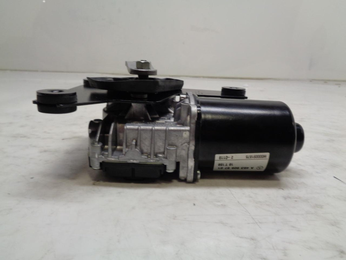 NEW GENUINE MERCEDES-BENZ WIPER MOTOR 463 906 97 01 R13