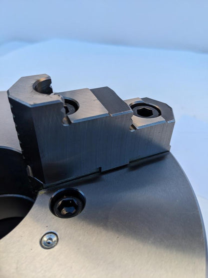 BISON 10" SELF CENTERING CHUCK WITH FINE ADJUSTMENT FRONT MOUNTING 3565-10 R34