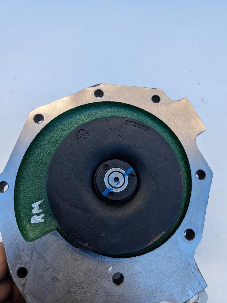 GENUINE JOHN DEERE HIGH FLOW WATER PUMP RE546906 R18