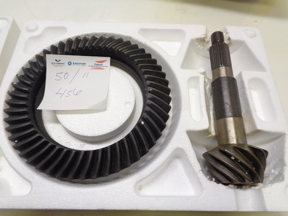 1 NEW PRECISION GEAR RING AND PINION SET FITS DANA 44 44D/456 R15