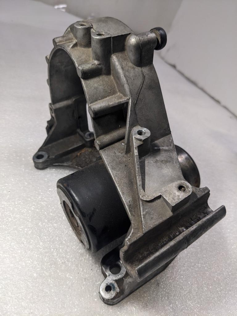 PORSCHE 911/BOXSTER 3.2 POWER STEERING PUMP HOUSING 9961021602R USED 996B.G.L.