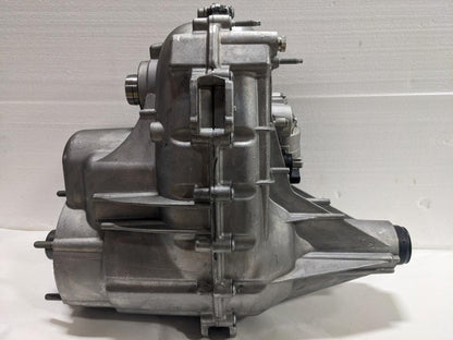 GM Transfer Case 84467435 Chevy Avalanche, Cadillac Escalade NEW DAMAGED BSRG3