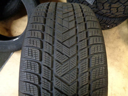 1 USED TIRE PIRELLI SCORPION WINTER *MO1 MERCEDES 265 40 21 105V SL 3148100