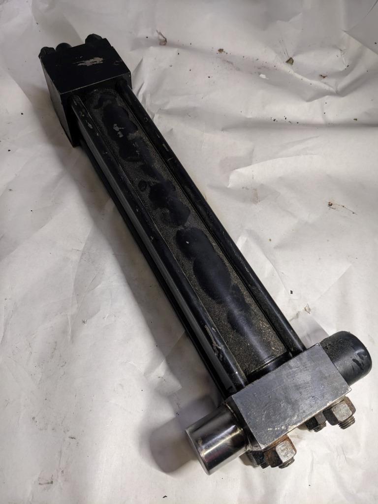 PARKER HYDRAULIC CYLINDER (2) 1H2H0A00010361 17" 1" TIP 3000 PSI 21 LBS NEW R10