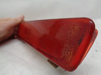 USED PORSCHE REAR LEFT SIDE MARKER LENS w/ BACKING & BULB 944 631 425 00 R25T4