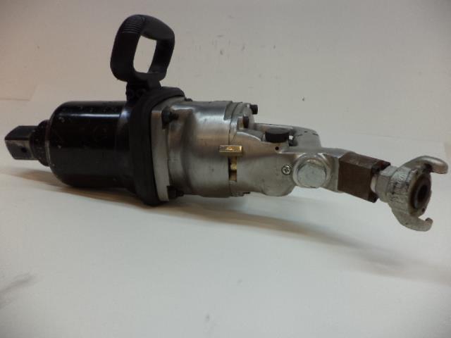 GISON 1-1/2" HEAVY DUTY PNEUMATIC IMPACT WRENCH 2500FT-LB 3000RPM