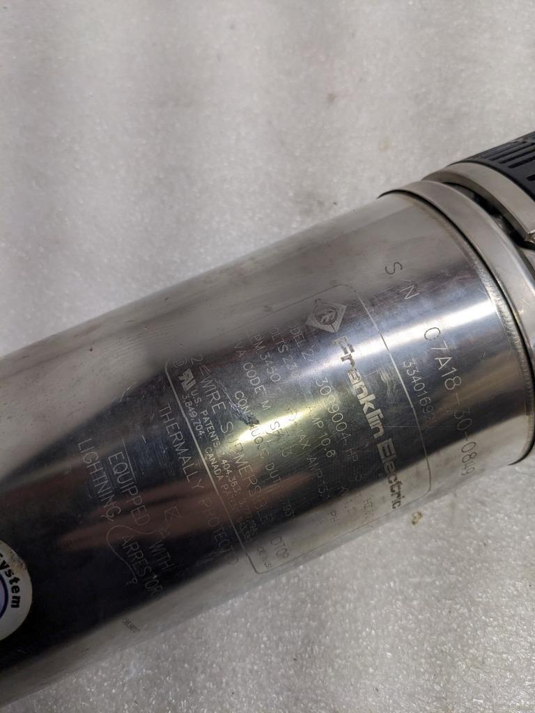 JACUZZI SUBMERSIBLE WELL PUMP 2-WIRE 12GPM 1.5HP 230V 60HZ NEW H1