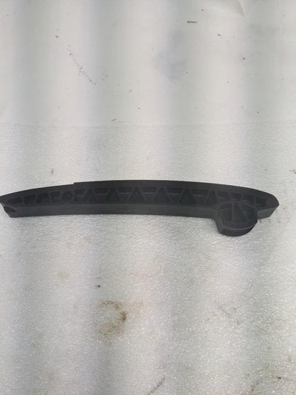 PORSCHE 986/987 BOXSTER ENGINE TIMING CHAIN GUIDE 99610517552 USED 996BGL2T2