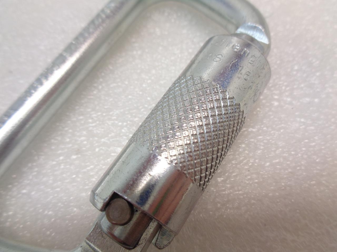 NEW CLIMBING GRADE CARABINER S50-2001 3600LBS GATE/5000LBS BODY STRENGTH R22T7