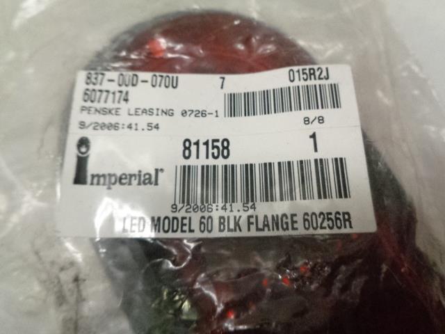 1 TRUCKLITE 6" LED OVAL BRAKE/TURN/TAIL LIGHT 81158 R17