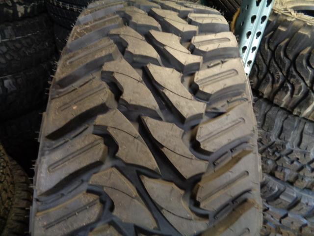 2 ATTURO TRAIL BLADE M/T LT 35 12.5 17 119Q LRD 8PLY TIRE N/AAT3512517D CQ1