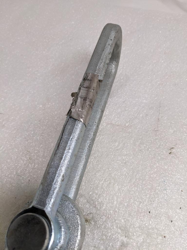 TESMEC SELF-GRIPPING CLAMP 37477 USED I1