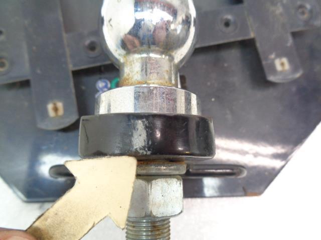 CURT 11674 & 40099 CLASS 1 TRAILER HITCH 3/4" AND 50MM TRAILER BALL USED R11