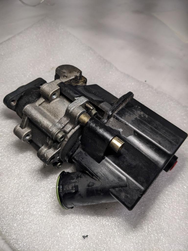 PORSCHE 986-996 CARRERA POWER STEERING PUMP 99631402004 USED 996B.G.L.