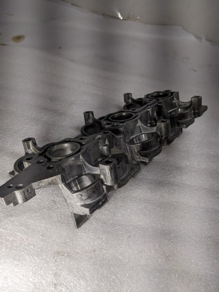 PORSCHE 911 996 98-05 TAPPET HOUSING CAMSHAFT 9961041058R USED 996B.G.L.