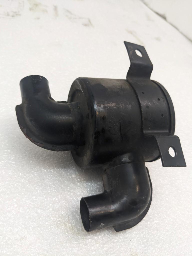 1978-1986 PORSCHE 928 SMOG AIR PUMP FILTER HOUSING 92811314500 USED R20t5