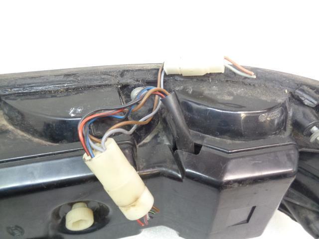 PORSCHE 477945213 LEFT TAIL LIGHT LENS FOR 924S/944/944S/944 TURBO USED R20