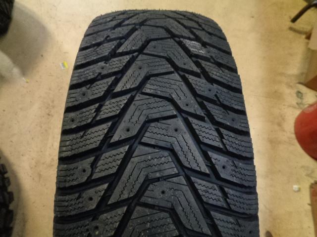 1 HANKOOK WINTERPIKE X P 255 65 17 110T SL 1028937 TIRE BQ1