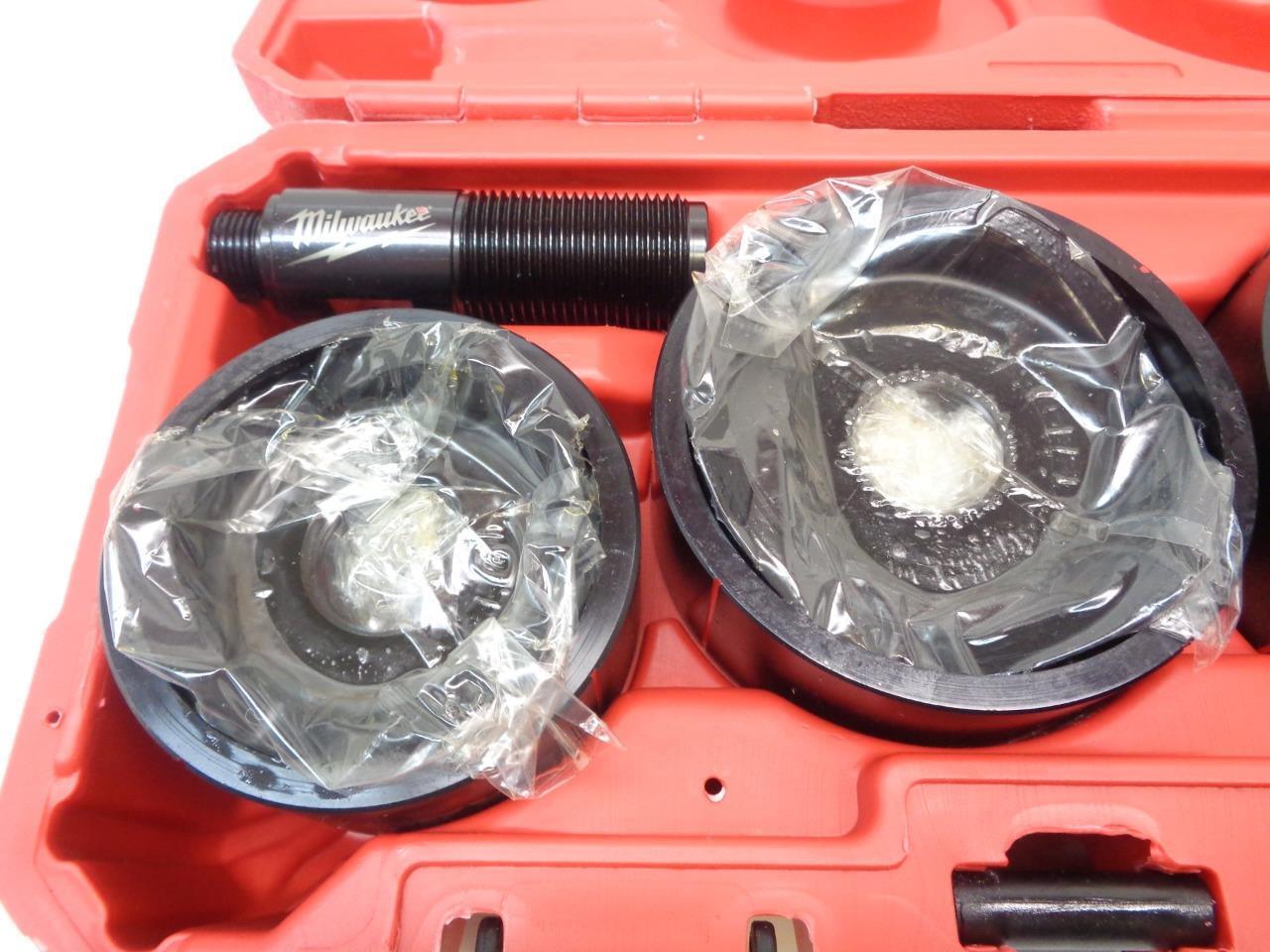 MILWAUKEE EXACT 2-1/2" to 4" KNOCKOUT SET 49-16-2695  BSR35