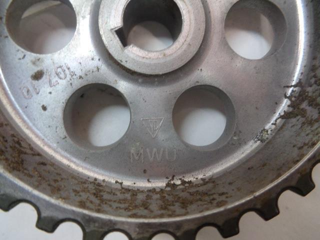 1 USED GENUINE PORSCHE 928 83-84 ENGINE OIL PUMP GEAR 928 107 107 10 R20T8