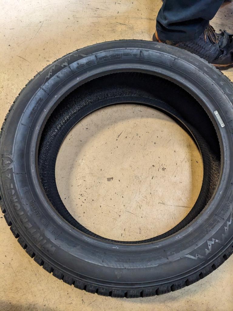 FIRESTONE WINTERFORCE 2 P 215 50 17 95S XL TIRE 003852 BQ4
