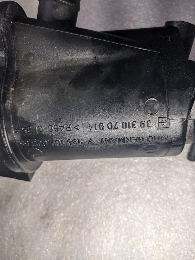 PORSCHE OIL SEPERATOR CRANKCASE VENT VALVE W TUBE 99610702355 USED 996BGL