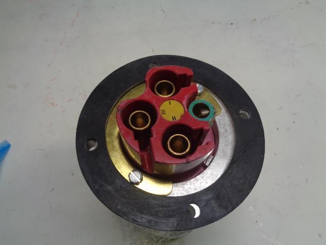 Eaton Arktite Circuit Breaking Receptacle 200A 600VAC/250VDC AR2402 NEW R4