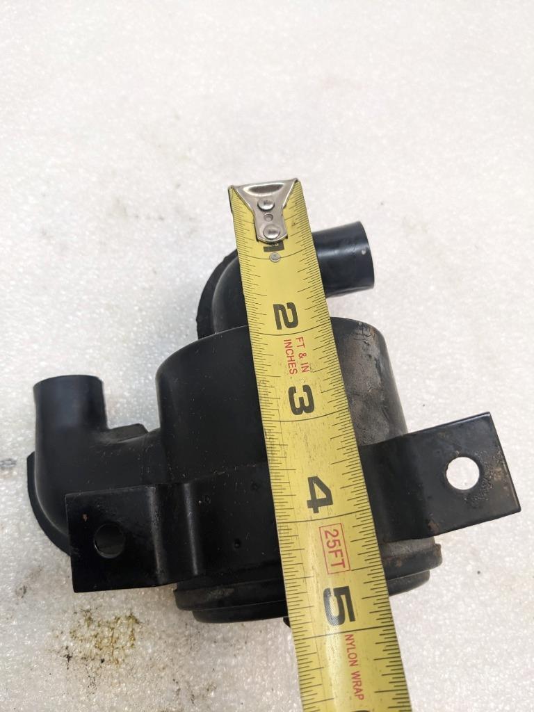 1978-1986 PORSCHE 928 SMOG AIR PUMP FILTER HOUSING 92811314500 USED R20t5