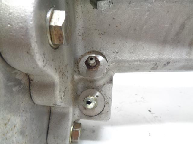 FALCON LATE MODEL MANUAL TRANSMISSION W/ BELL HOUSING AND STARTER 60100 USED I1