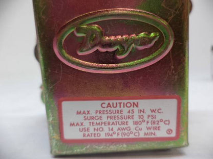 NEW DWYER COMPACT LOW PRESSURE SWITCH 1910-1 R4TB