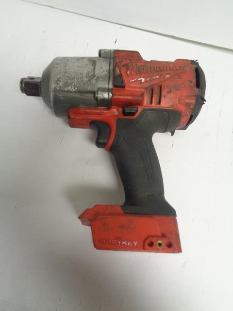 USED MILWAUKEE M18 FUEL HIGH-TORQUE IMPACT WRENCH 1/2 DRIVE 2863-22 BSR35