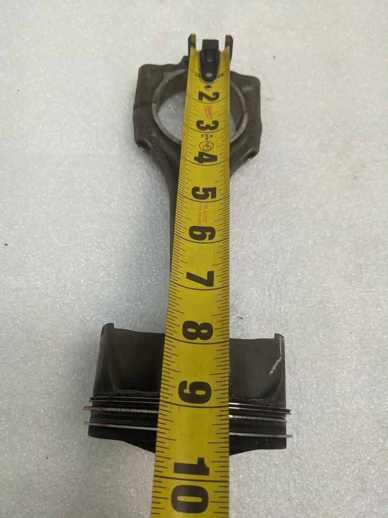 PORSCHE CAYENNE PISTON CONNECTING ROD #2 (CRACKED) 9461191R USED R24