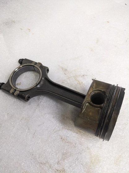 PORSCHE 996/911 CONNECTING PISTON RODS 9961031028R #5 USED 996BGL2T2