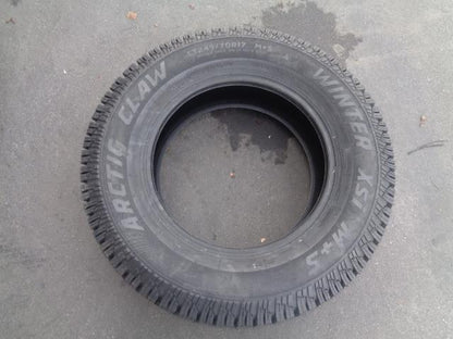 1 ARCTIC CLAW WINTER XSI M+S LT 245 70 17 119/116Q LRE 10PLY TIRE ACX70 SU16 BQ1