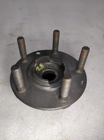 1986 PORSCHE 911 3.2 CARRERA WHEEL HUB 5-BOLT PATTERN 28 SPLINE USED 996B.G.L.
