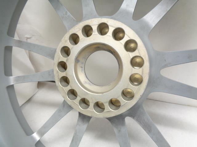 NEW OZ RACING ULTRALEGGERA HLT CL 1 PC 9JX20H2 CENTERLOCK WHEEL WR