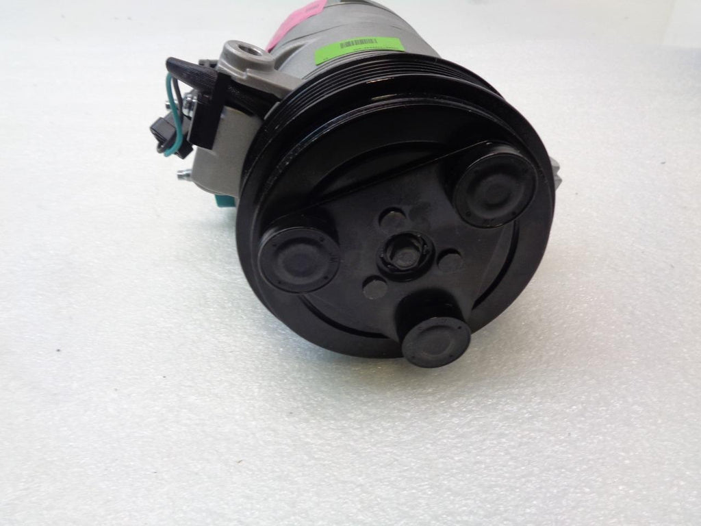 NEW FOUR SEASONS AC COMPRESSOR 68673 FOR A DODGE NITRO V6 2007-11 R2