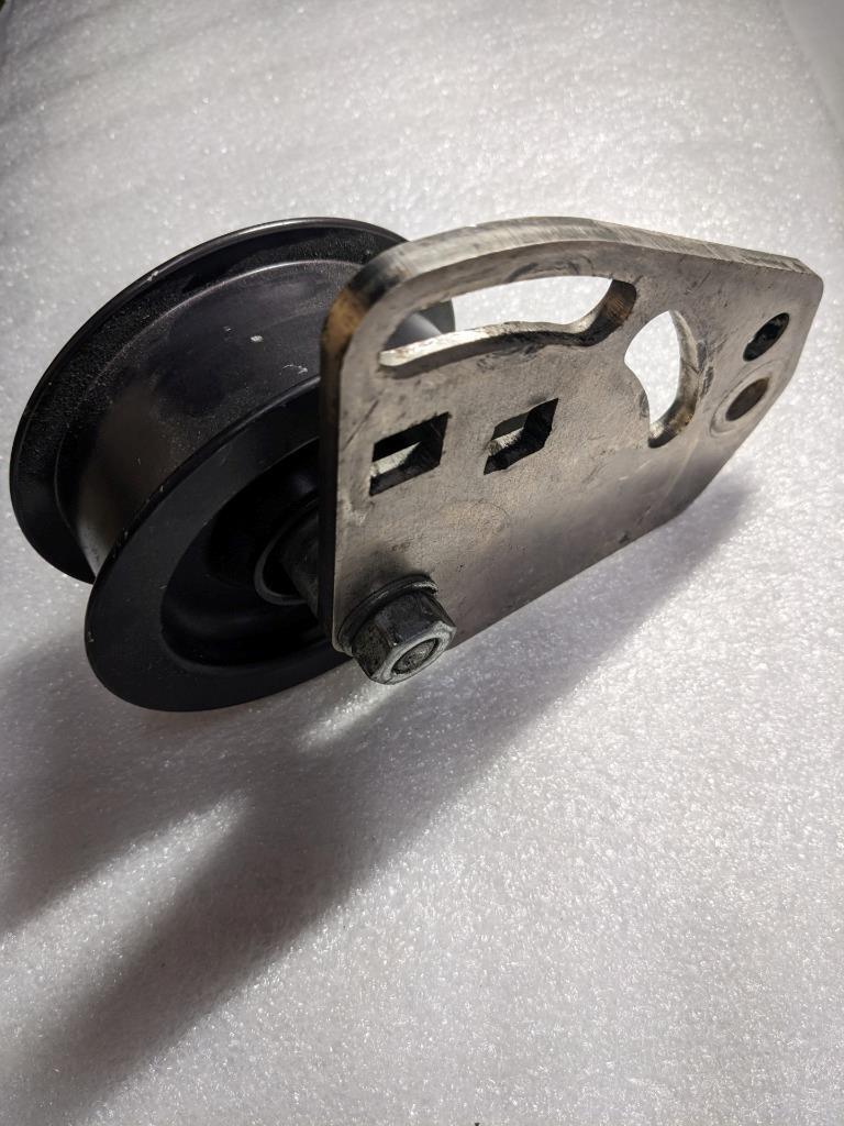 S/C BELT TENSIONER ASSEMBLY-8-RIB- (1986-1995) FORD 5.0L MUSTANG USED R15