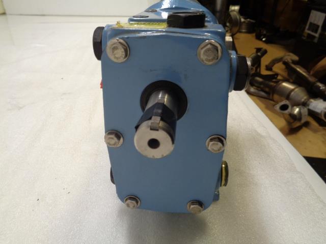 NEW HYDRAULIC PUMP RB2087 KEYED 55x22mm SHAFT STAINLESS STEEL SHROUD R33