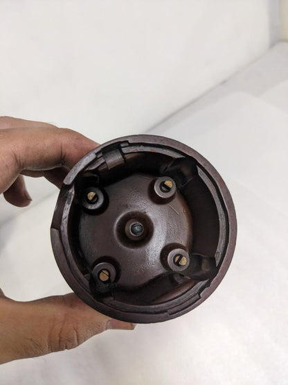 BOSCH ZVS75Z6 DISTRIBUTOR CAP FOR VOLKSWAGON PORSCHE BENZ USED R24T4